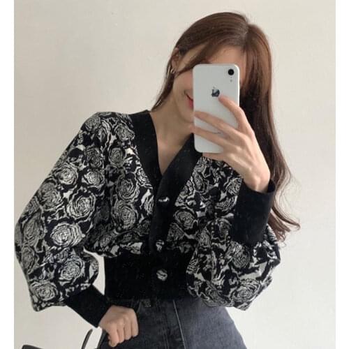 Women New Autumn Fashion Waisted Slim Short Sweater Long-sleeved V Neck Flower Print Cardigan Lantern Sleeve Single Breast Tops