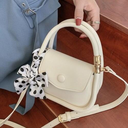 Fashion Trendy Ins Messenger Bag Female Autumn 2021 New Wild Womens Shoulder Bag Portable Small Square Bag Female