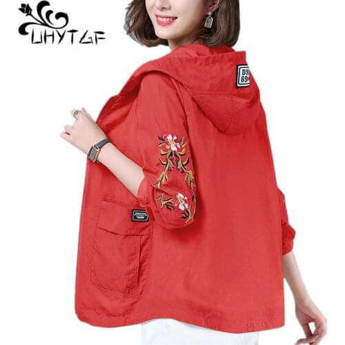 UHYTGF Womens Summer Jacket Embroidered Hooded Breathable Thin Sunscreen Clothing Anti-UV Outdoor Short Tops Plus Size Coat 1650