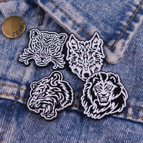 Animals Brooches Wolf Badges for Backpack Lion Enamel Pins Tiger Clothes Lapel Pin Badges for Clothes Badge Jewelry Accessories