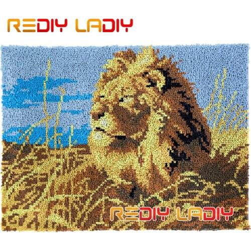 Latch Hook Kits Lion in the Woods DIY Carpet Rug Plush Wall Hanging Chunky Yarn Arts Cushion Crocheted Floor Mat Hobby & Crafts