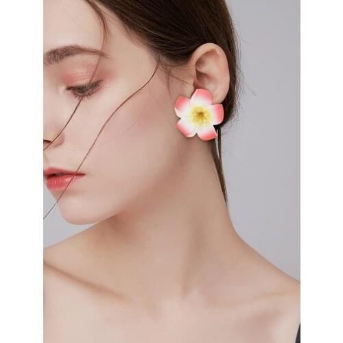 New Cute Wedding Jewelry For Women pendientes Acrylic Enamel Flower Stud Earrings Fashion Female Holiday Party Jewelry Gift