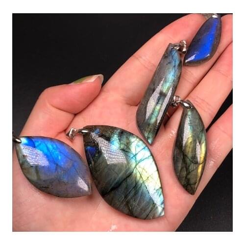 Natural Labrador minerals Moonstone Pendant Crystal Necklace Spectrolite Pendant Reiki Healing Quartz Collection Home Decoration