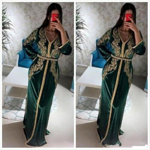 Hunter Green Cheap 2021 Arabic Caftans Evening Dresses Lace Beaded Velvet Prom Dresses Sexy Long Sleeves Formal Party gowns