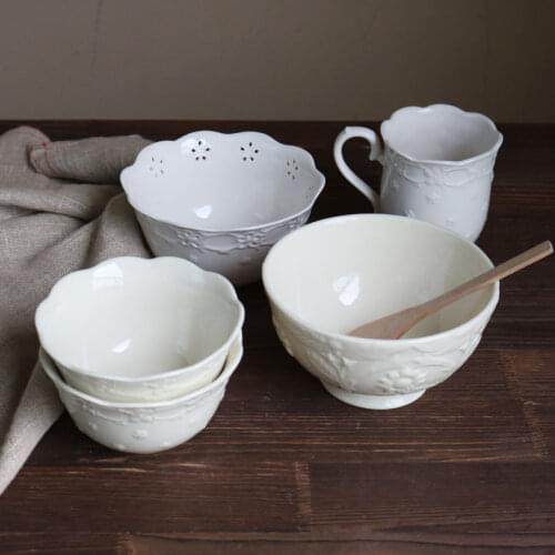 High Temperature Ceramic Cream White Lace Hollow Retro Relief Flowers Bowl Cup