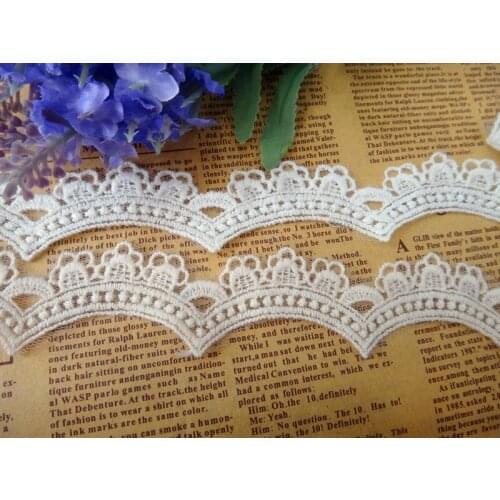 Hot sale 3cm 10yard/lot white/natural lace trim for DIY sewing lace fabric garment decor Free shipping