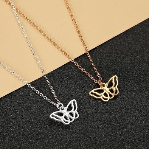 QIAMNI Butterfly Pendant Choker Necklace Women Statement Clavicle Chain Collares Bohemian Beach Jewelry Party Gift Collier