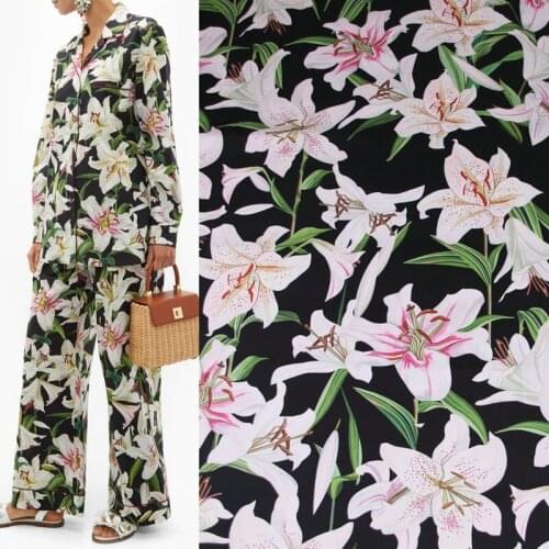 100x145cm Fashion Lily Flower Printed Imitate Silk Satin Fabric For Woman Dress Blouse Pants Pajamas Sleepwear DIY Cloth Sewing