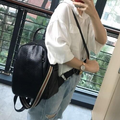 2021 New High Quality Style Casual Fashion Black 100% Genuine Leather Womens Travel Backpack Leather Shoulder Bag Genuine Leath