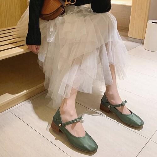 Flat shoes ladies bow square toe shoes solid color shiny leather ladies casual buckle shoes loafers spring autumn models U19-29