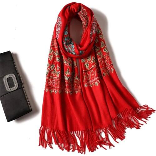 New Embroidered Cashmere Scarf WomenS Solid Color Wild Warm Big Shawl 330G Thickened Long Winter Scarf Foulard Femme 200*70cm