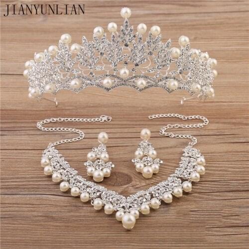 Sparkle Wedding Accessories Sets Silver Plated African Beads Cheap Crown Bling Bridal Accessories Online 2020 Cappelli Da Sposa