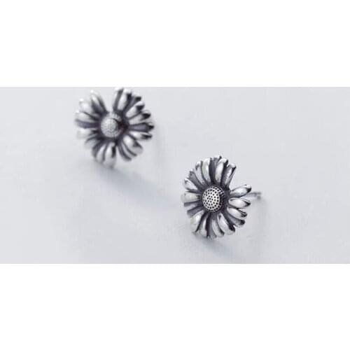 Sole Memory Retro Thai Silver Chrysanthemum Cool Literature 925 Sterling Silver Fashion Female Stud Earrings SEA739