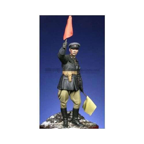 1/16 Resin Figures Model Kit Soviet officer of World War II Unassembled unpainted S42