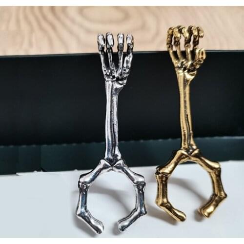 Cigarette Holder Rings Vintage Skeleton Hand Smoker Holder Elegant Finger Holder Ring Smoker Holder for Women and Men