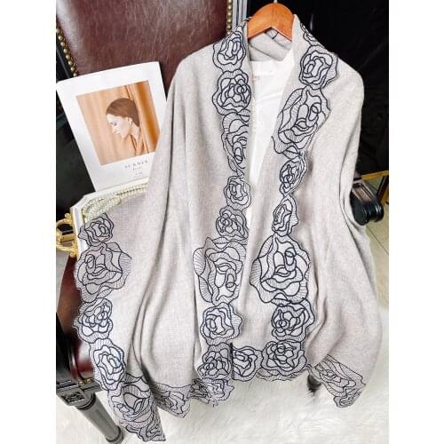 Rose Miaolian) 100% wool scarf high-end hand-embroidered shawl thickened ethnic style scarf soft and comfortable, warm