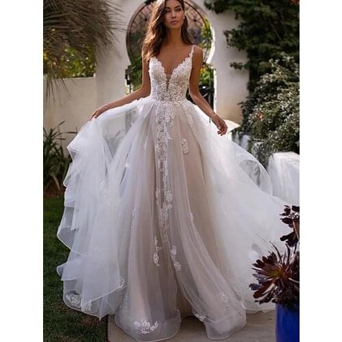A-Line Princess Wedding Dress V Neck Sexy Mesh Lace Tulle Chapel Train Spaghetti Strap with Appliques Handmade Bridal gown 2020