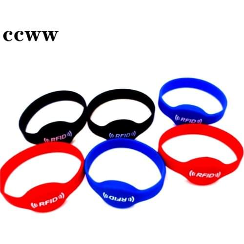 125KHz EM4305 Chip Writable RFID Silicone Wristband NFC Bracelet Magnetic Wristband Copy For Access Control Card Token 1Pcs