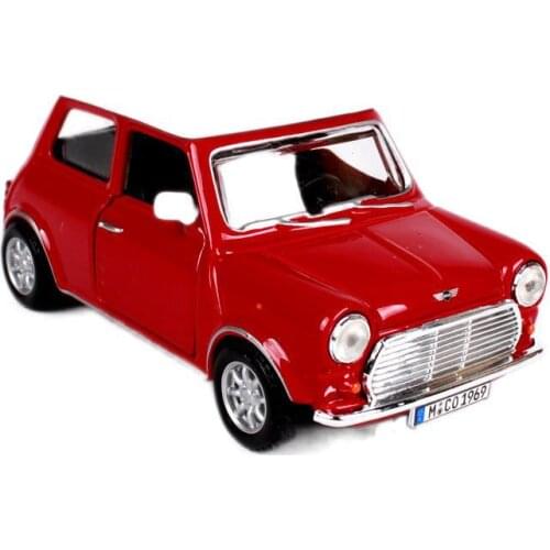 Maisto 1:32 simulation mini cool classic car model with base alloy car model ornaments