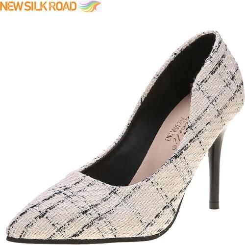 2021 Fashion Feather Elegant Classic Womens Pumps Knit Fabric Career Work Thin Heels Point Toe Stiletto Ladies Zapatos De Mujer