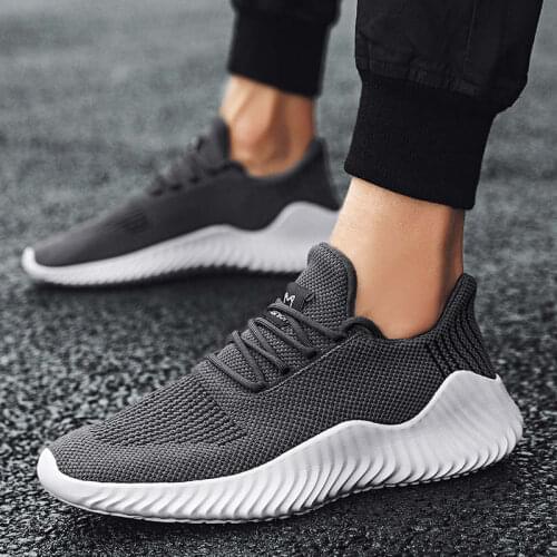 Large Size Sports Shoes Men Slip on Platforms Sneakers Flats Mens Lightweight Running Shoes Mesh Breathable Mens Trainers H2
