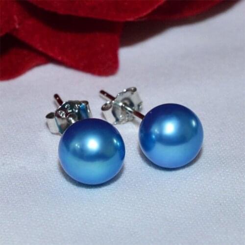 Zhixi Stud Earrings