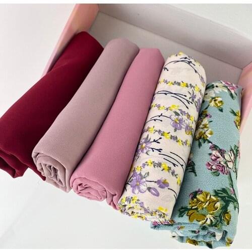 5pcs/Box Thicker Bubble Chiffon Hijab Scarf Printed Shawls Malaysian Arab Headscarf Wraps for Women Flower Foulard Bufanda