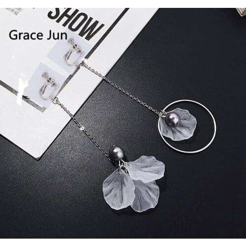 Korea Style Hot Sale Long Chain Pearl Flower Shape Clip on Earrings and Pierced Earrings for Girl Luxury Fashion Circle Earrings