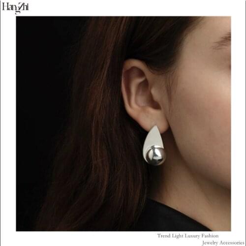 2021 New Fashion Hot Sale Water Droplets Old Brass Vintage Spheres Irregular Asymmetric Metal Stud Earrings for Women Jewelry