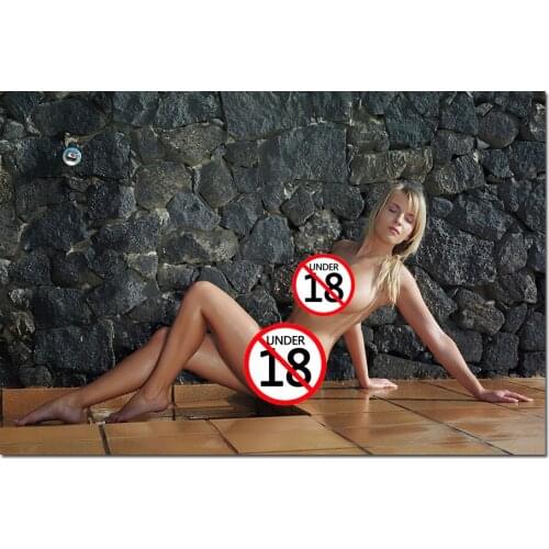 Blonde Girl Beauty Poster Wall Picture Modern Style Painting Canvas Art of The Living Room