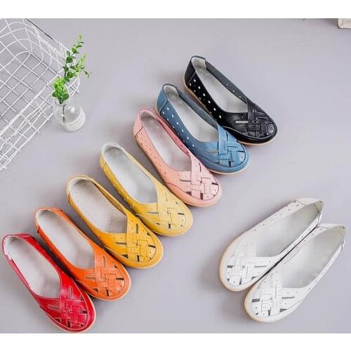 Women Flat Fashion Genuine Leather Shoes Woman Hollow Out Loafers Mother Summer Sandals Women Shoes Ladies Shoes