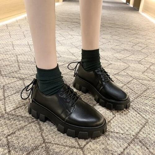 PU leather shoes women spring 2021 new Korean round toe women platform shoes back lace white platform casual shoes women flats