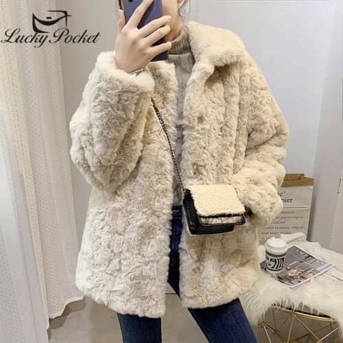 Women Winter Faux Rabbit Fur Short Thick Fur Coat Ladies Fashion Luxurious Loose Warm Big Pocket Apricot Lapel Plush Coat ZZY120
