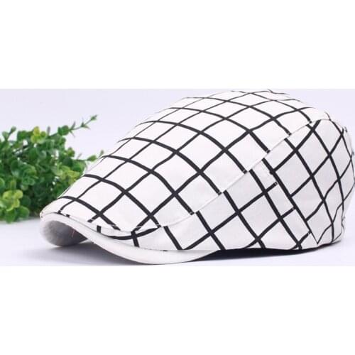 Spring Summer Men Women Plaid Cotton Beret Flat Driving Ivy Hats Newsboy Cap Black White Printting Fashion Forward Hat Wholesale