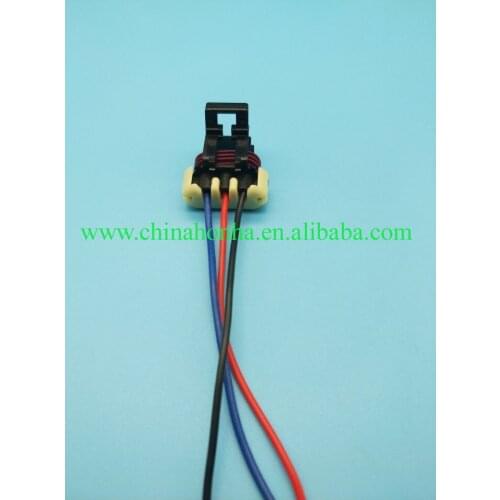 5/10 / 20pcs 3pin waterproof speed crankshaft position temperature sensor plug 12110293