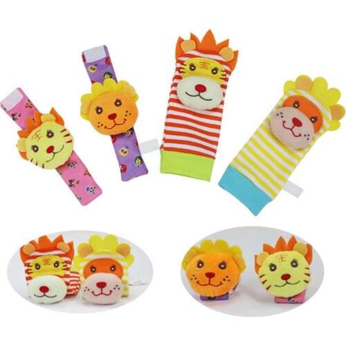 2Pcs Animals Baby Rattles Cartoon Design Sensory Training Stuffed Rattle Sock Wristband Toys for Newborn