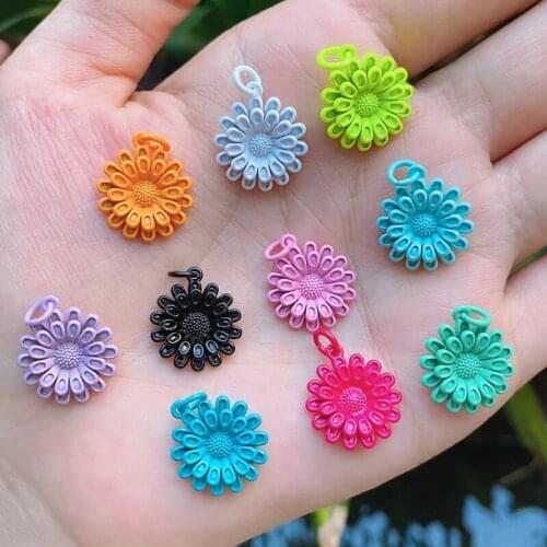 10 Pieces Enamel Daisy pendant Necklace Fashion Tiny Flower Pendant Jewelry Pendant Accessories Necklace 51759
