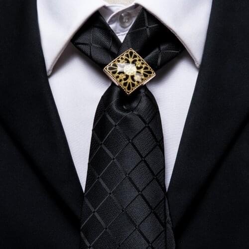 Hi-Tie Black Plaid Mens Tie Set Silk Ties For Men Gold Tie Ring Fashion Design Hanky Cufflinks Set Wedding Quality Necktie