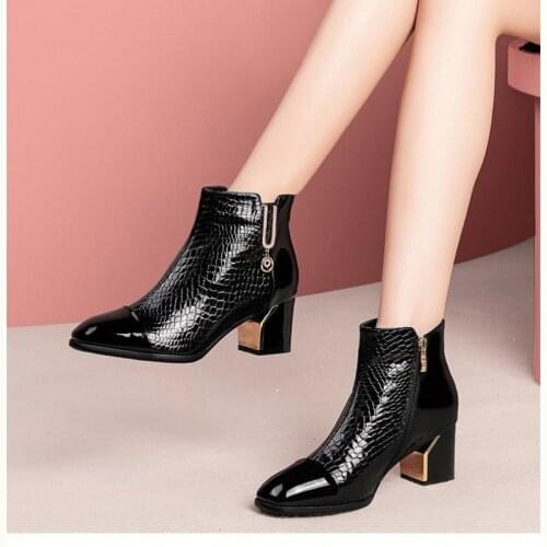 2021 Block Heel Ankle Boots Woman Winter Warm Shoes Short Boots Womens Booties Square Toe Patent Leather FASHION BLACK WINE-RED