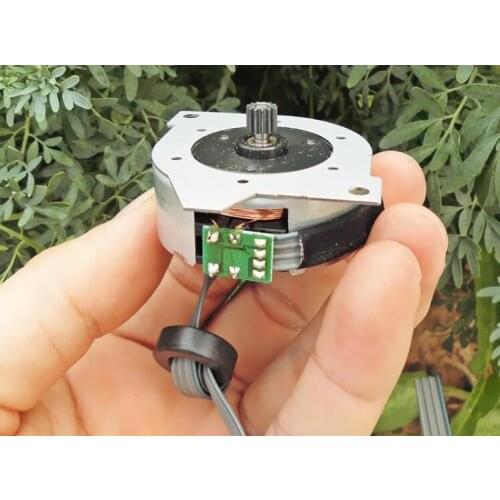 Japan OKI EM-520 7.5 Degree Printer Stepper Motor / OKI EM-520 Motor