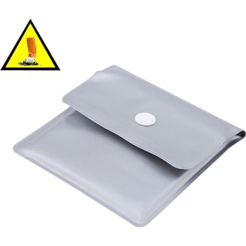 1PC Smoking Tobacco Ash Bag Mini Ashtray Black White Red Color On Sale Japan Style PVC Foil Portable Pocket Ashtray