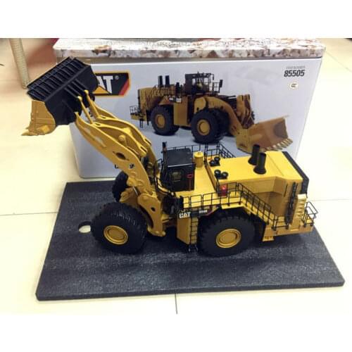 Caterpillar Cat 944K Wheel Loader Rock Configuration DieCast Masters 85505