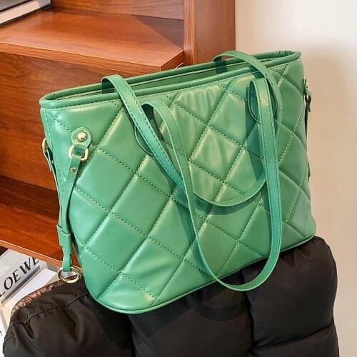 High-quality Ladies Large-capacity Shoulder Bag 2021 New Trendy Fashion Womens Bag Rhombus One-shoulder Soft-faced Handbag