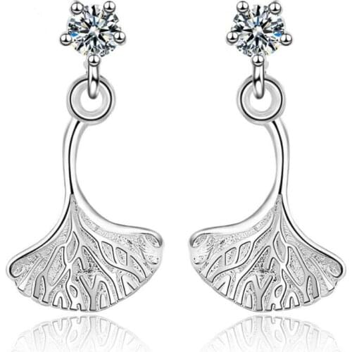 New Ginkgo Biloba Leaf Pendant Earrings For Women Trend Creative Party Gift Jewelry Accessories SAE373