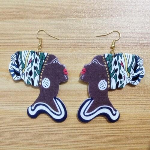 FUYIER Fashion Wood Drop Earrings Cute Brown Girl African Woman Wooden Earring Printing Flower Dancing Earring Friendly Jewelry