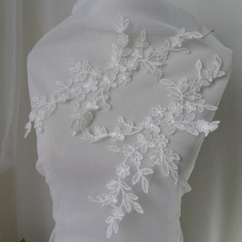 1 Pair Ivory Corded Flower Lace Applique Sewing Craft For Lyrical Dance, Ballet, Bridal, Costume Design 30cm*14cm