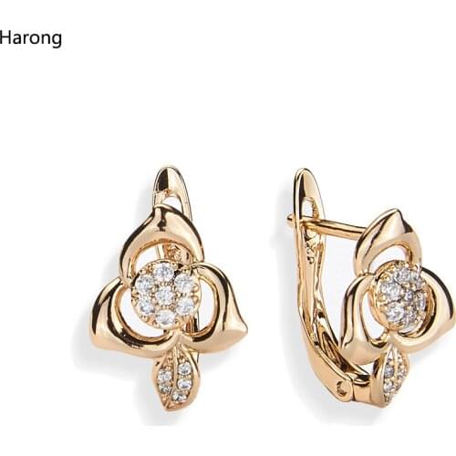 Harong Flower Stud Earrings Classic Punk Jewelry Beautiful Romantic Zirconia Luxury Rhinestone Copper Simple Earring Girl Gift