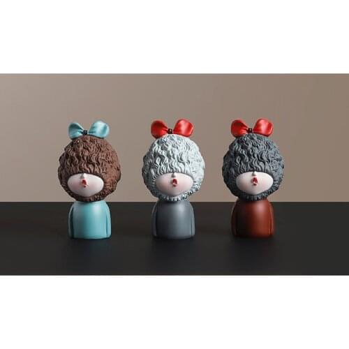 New Resin Pouting Girl Loli Miniature Figuriens Modern Nordic Character Statue Home Decoration Accessorie Christmas Decor