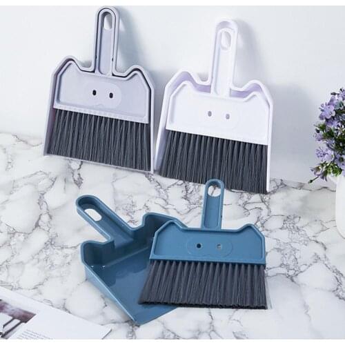 2Pcs Fashion Product Mini Sleepwear Desktop Sweep Small Desktop Sweep Broom Dustpan Cleaning Brush Table Corner Besom Cleaner