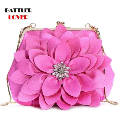 BATTLERLOVER Red Women's Bags